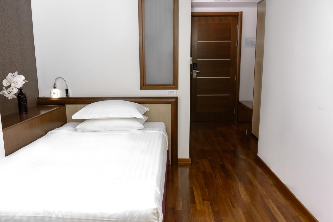 City5 Rooms & Suites By Lsa Skopje Exterior photo